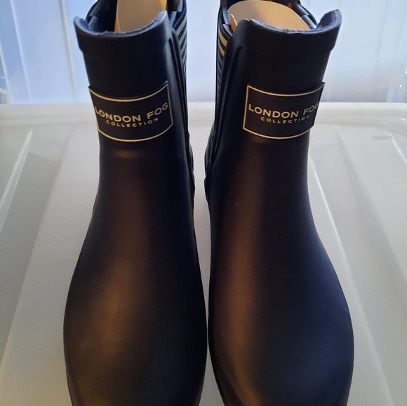 Women's London Fog Ankle Rain Boots - Picture 2 of 4